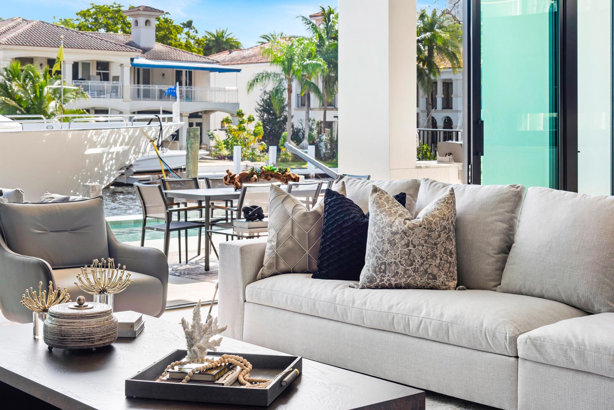 RIVIERA - Residential