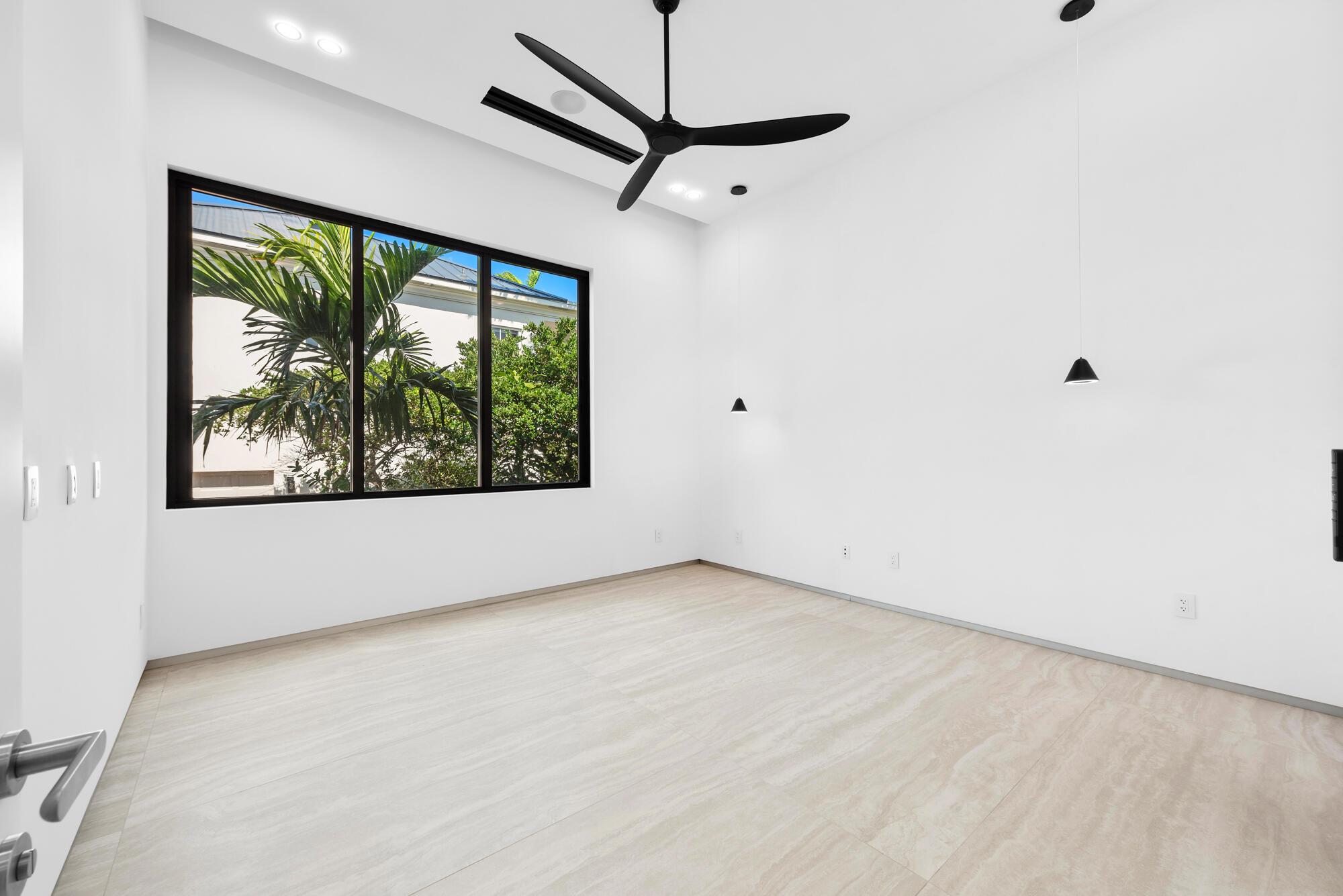 RIVIERA - Residential