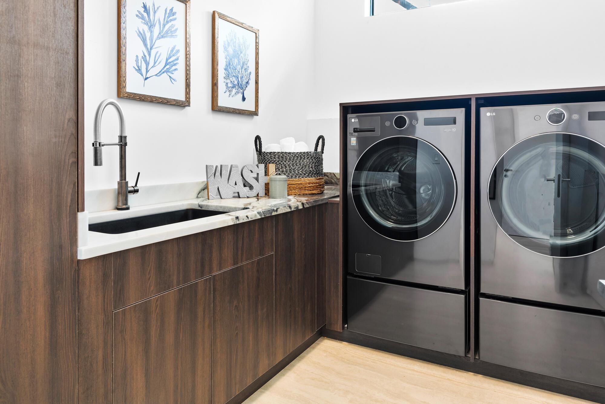 RIVIERA - Residential