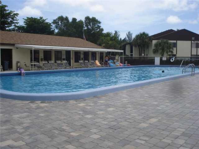 PINE RIDGE AT HAVERHILL C - Residential Lease