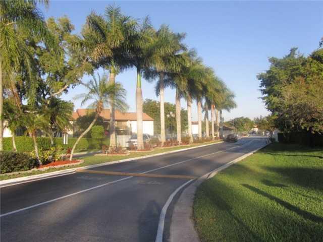 PINE RIDGE AT HAVERHILL C - Residential Lease