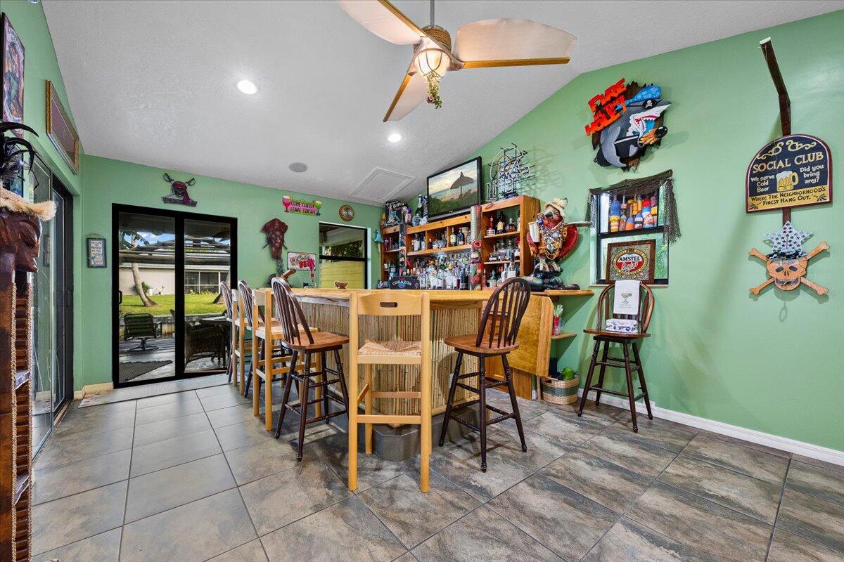 COVE POINT - Residential