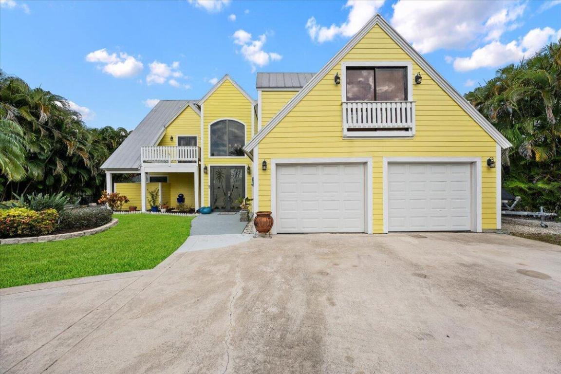 9363 SE Cove Point Street