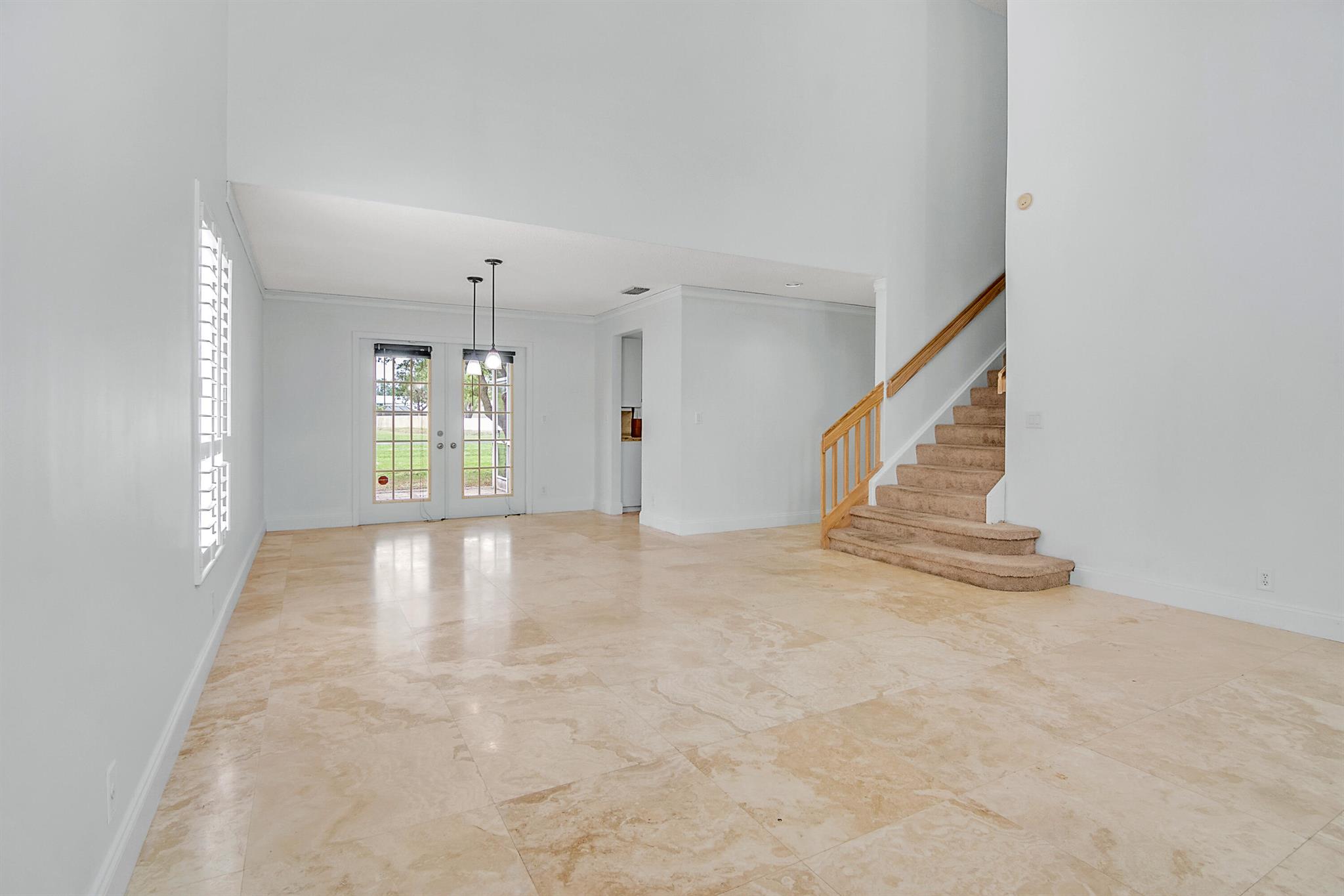 1011 Siena Oaks Circle W