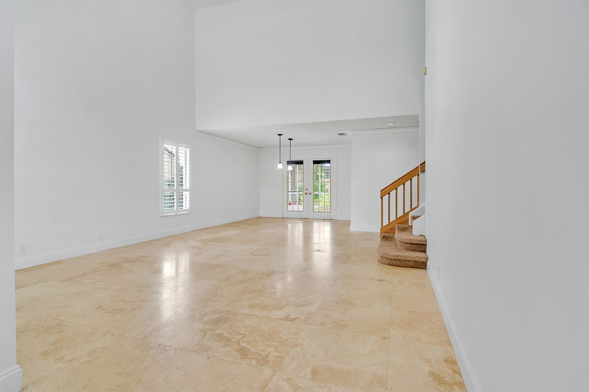 1011 Siena Oaks Circle W