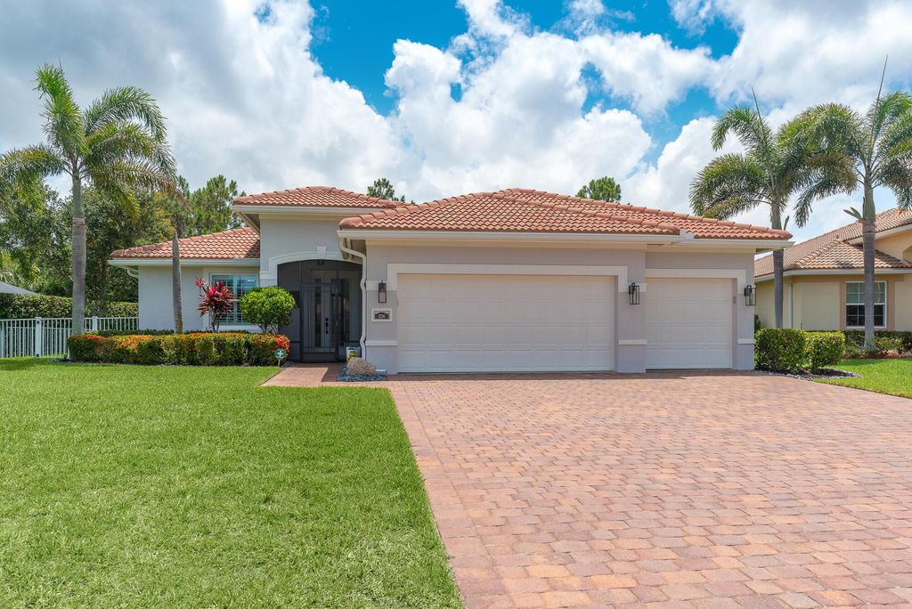 Photo of 1236 SE Conference Circle, Stuart, FL 34997 (MLS # R10995587)