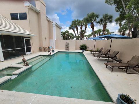 33 Selby Lane Palm Beach Gardens FL 33418