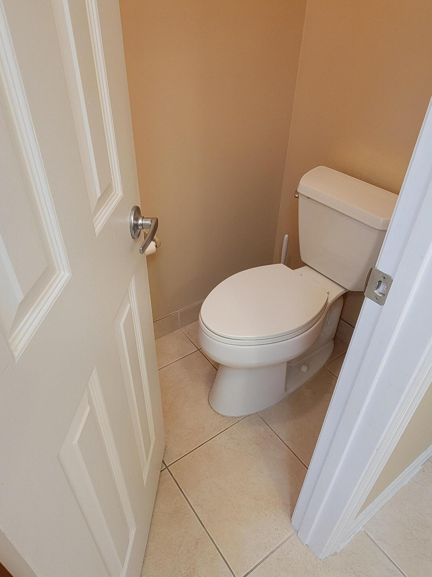 BARCLAY CLUB AT PGA NATL - Residential