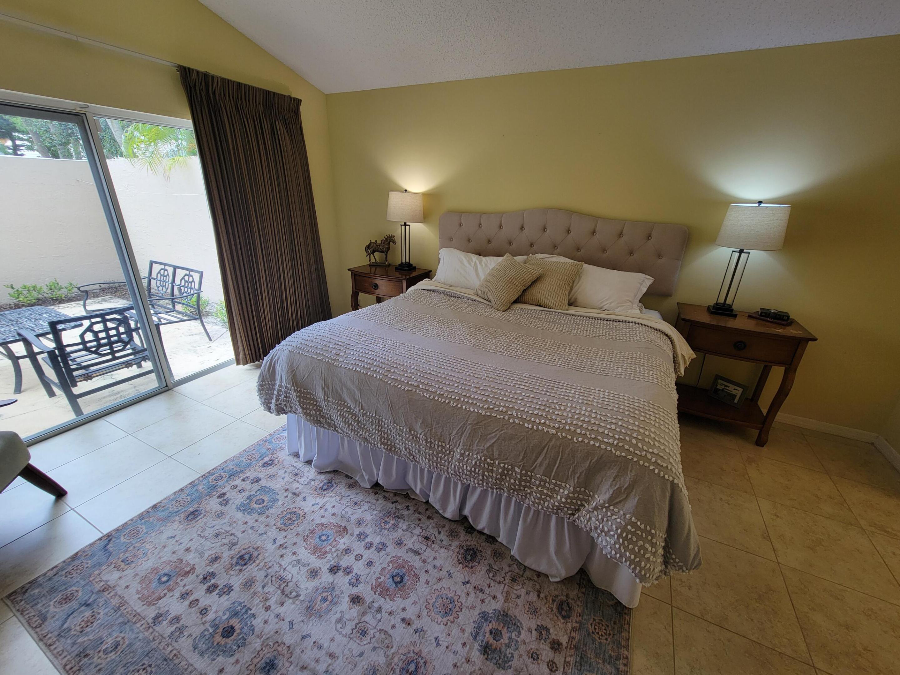 BARCLAY CLUB AT PGA NATL - Residential