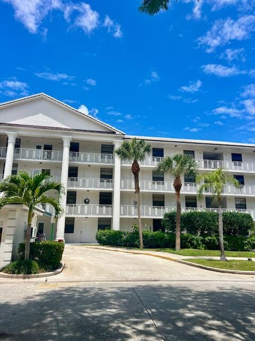 SPACIOUS CONDO W/ADDITIONAL ROOM WHICH COULD BE AN OFFICE OR STORAGE. UPSCALE MAN GATED COMMUNITY W/COMMUNITY POOL. CABLE & WATER INCLUDED. CLOSE TO SHOPS, RESTAURANTS, HIGHWAYS, ROSEMARY SQUARE & DOWNTOWN WEST PALM BEACH. COME ENJOY THE BEST OF FLORIDA LIVING!