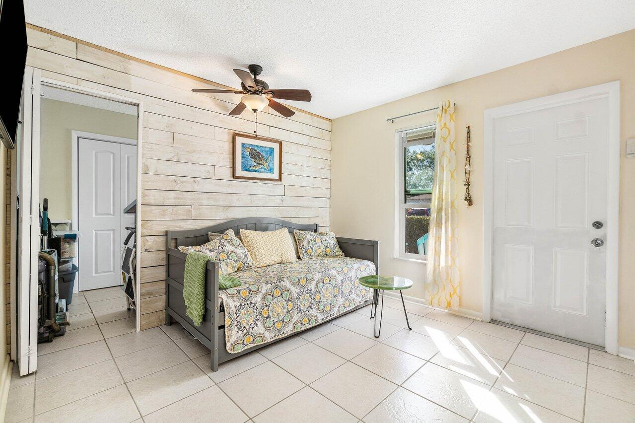 HIGH POINT OF DELRAY SEC 7 CONDO - Residential