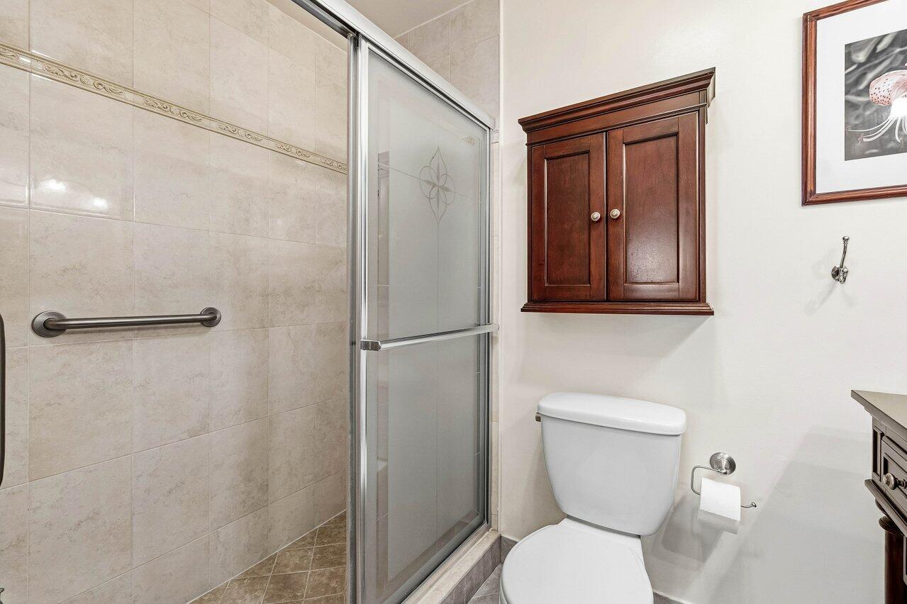 HIGH POINT OF DELRAY SEC 7 CONDO - Residential