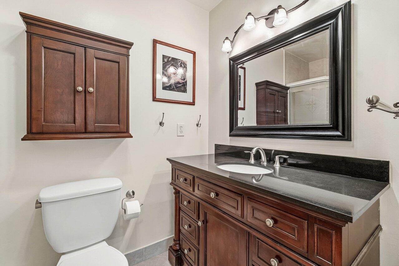 HIGH POINT OF DELRAY SEC 7 CONDO - Residential