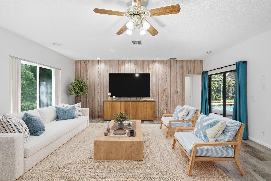 THOUSAND PINES - Residential