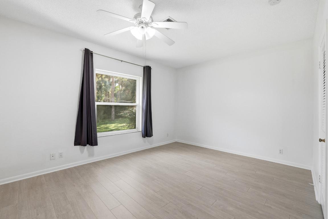 THOUSAND PINES - Residential