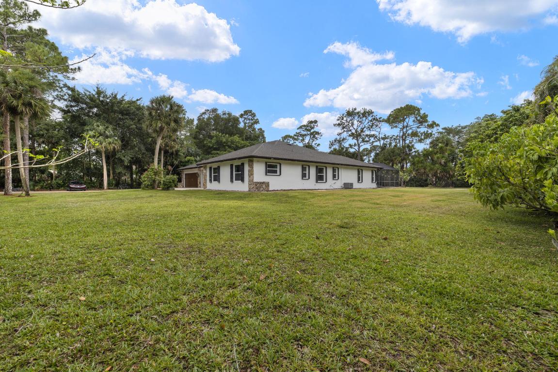 THOUSAND PINES - Residential