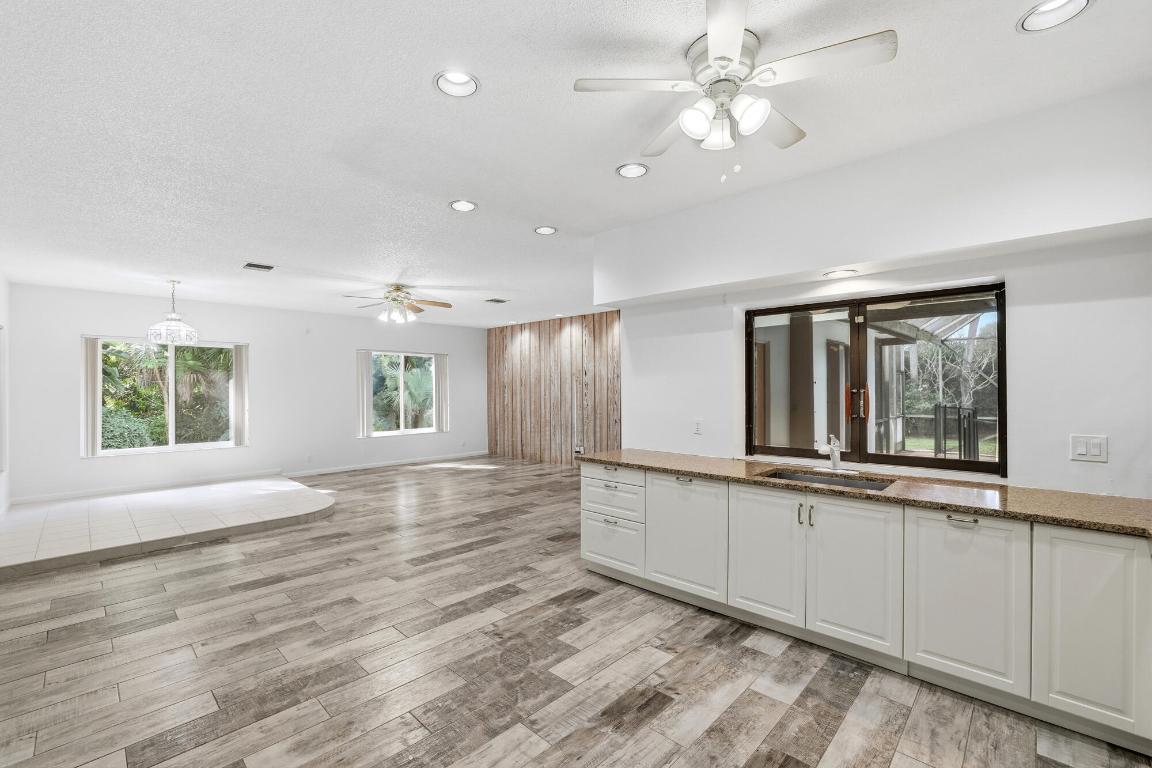 THOUSAND PINES - Residential