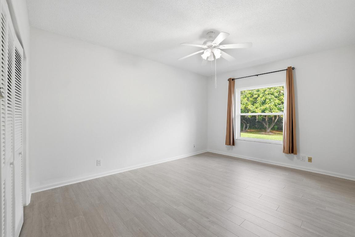 THOUSAND PINES - Residential