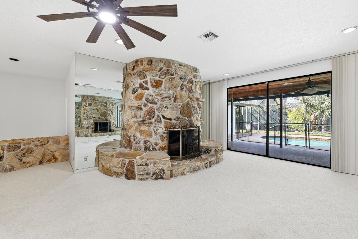 THOUSAND PINES - Residential