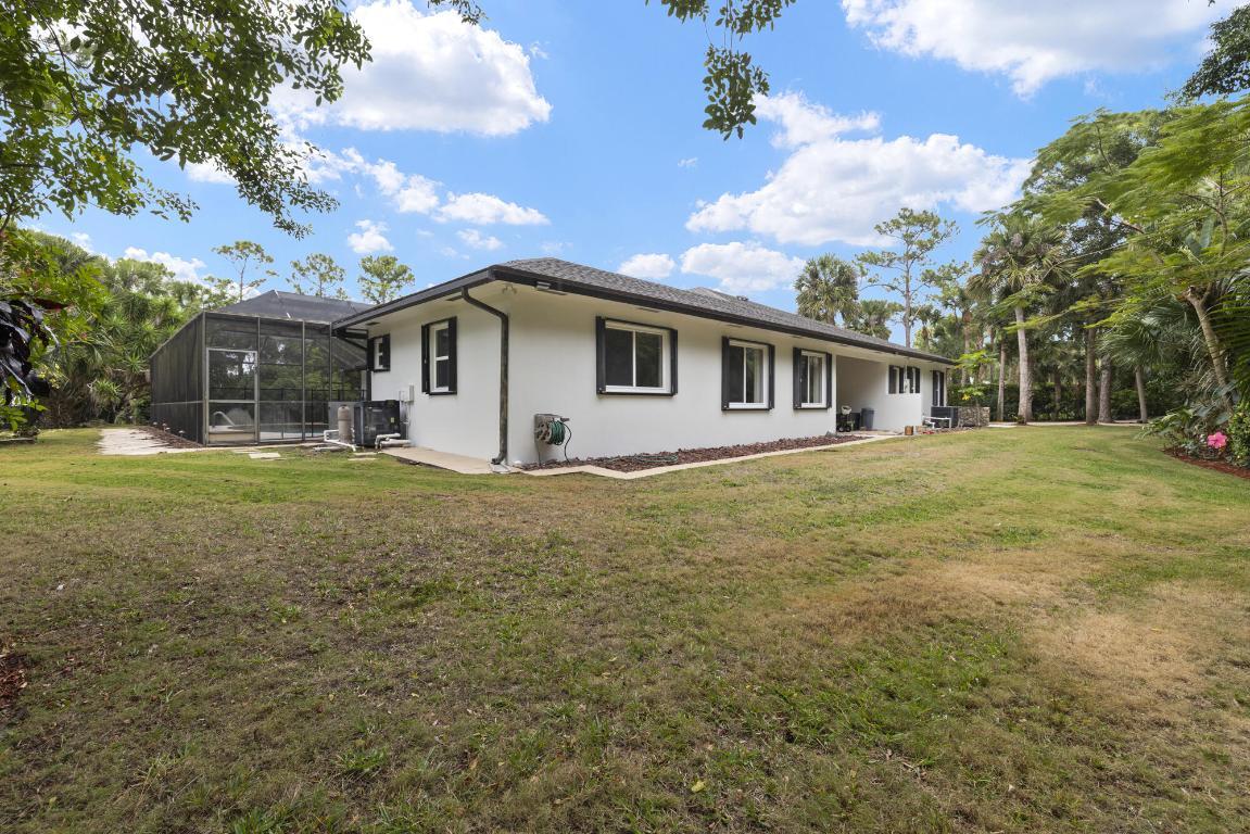 THOUSAND PINES - Residential