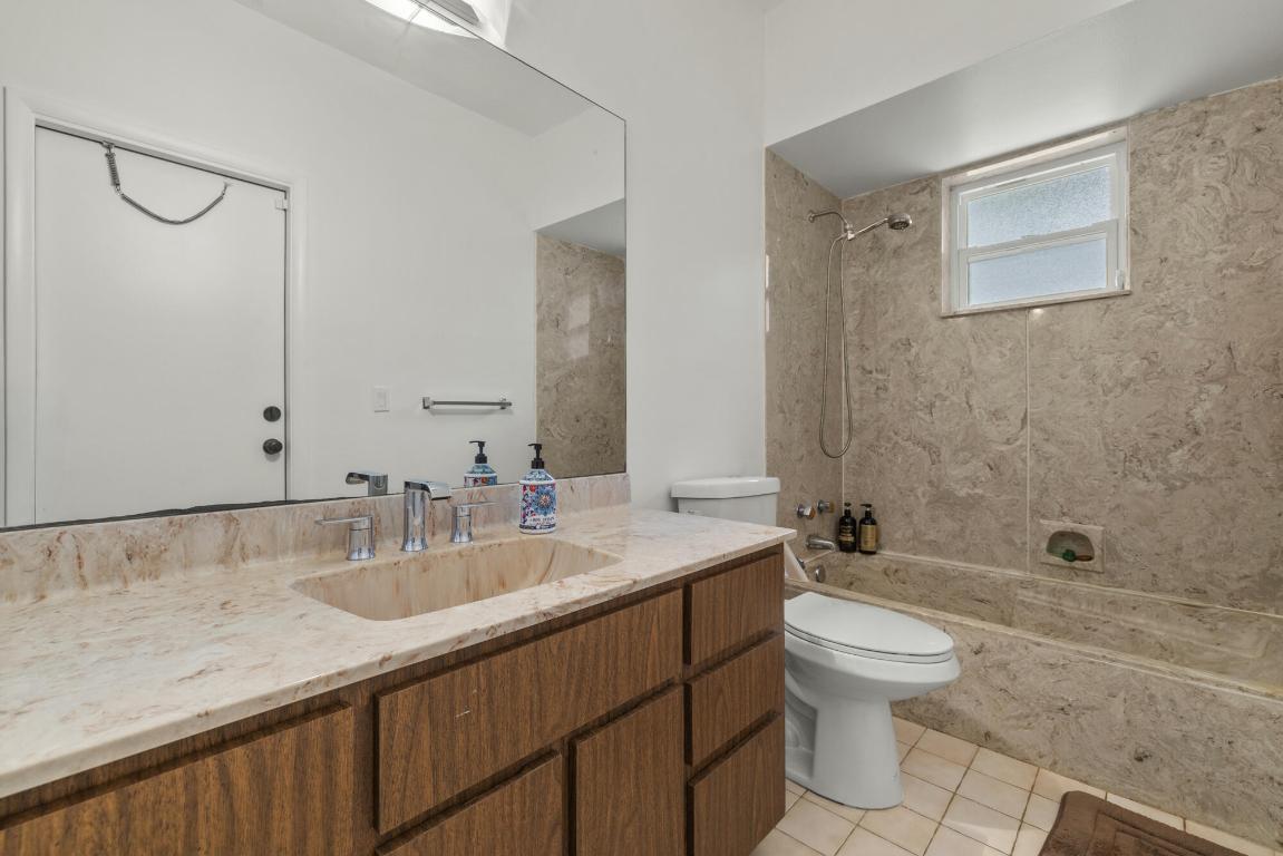 THOUSAND PINES - Residential