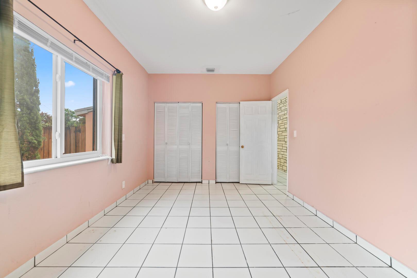 GULFSTREAM ESTATES 37-6 B - Residential