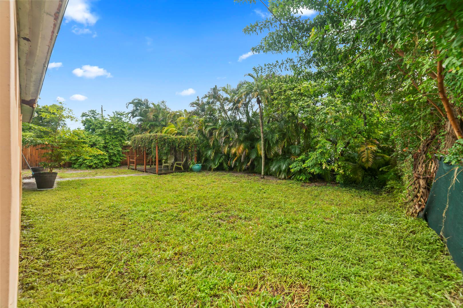 GULFSTREAM ESTATES 37-6 B - Residential