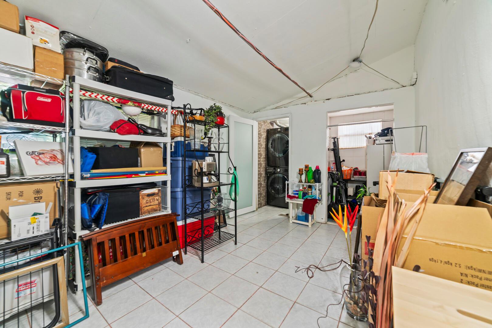 GULFSTREAM ESTATES 37-6 B - Residential