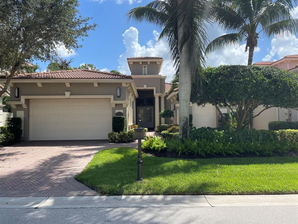 Photo of 176 Viera Drive, Palm Beach Gardens, FL 33418 (MLS # R10743741)