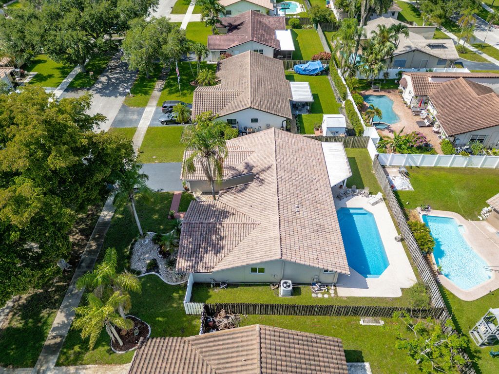 Photo of 5569 SW 112TH Terrace, Cooper City, FL 33330 (MLS # B26056188)