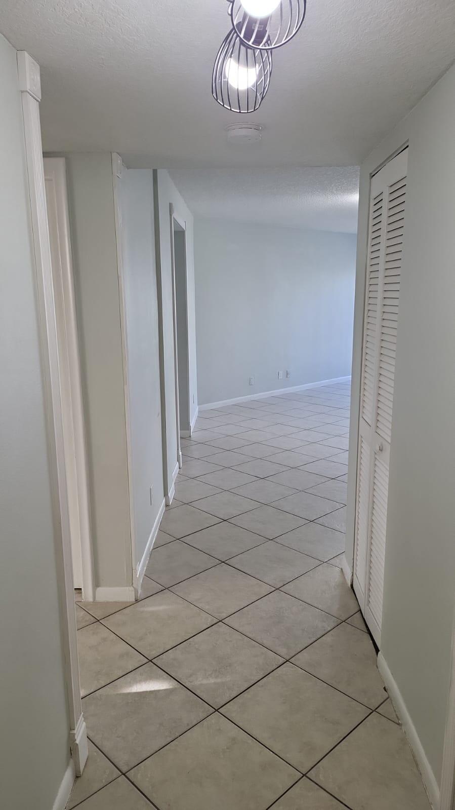 PRESIDENTIAL GOLFVIEW CONDO - Residential