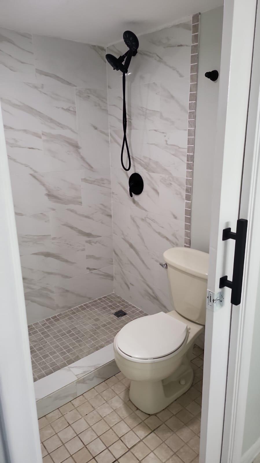 PRESIDENTIAL GOLFVIEW CONDO - Residential