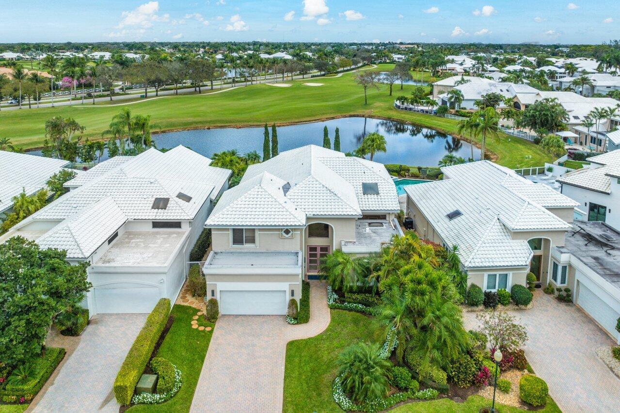 LAKES OF SUTTON PLACE / P - Residential