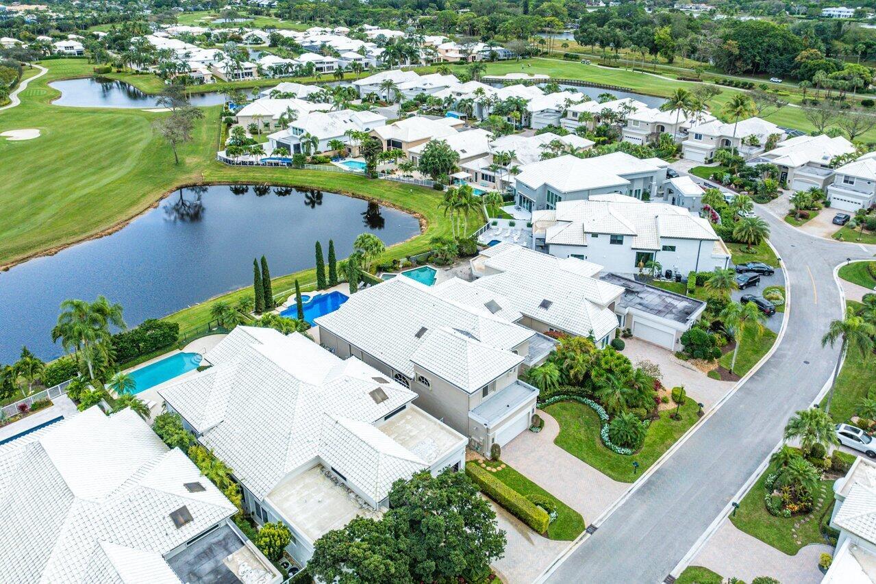 LAKES OF SUTTON PLACE / P - Residential