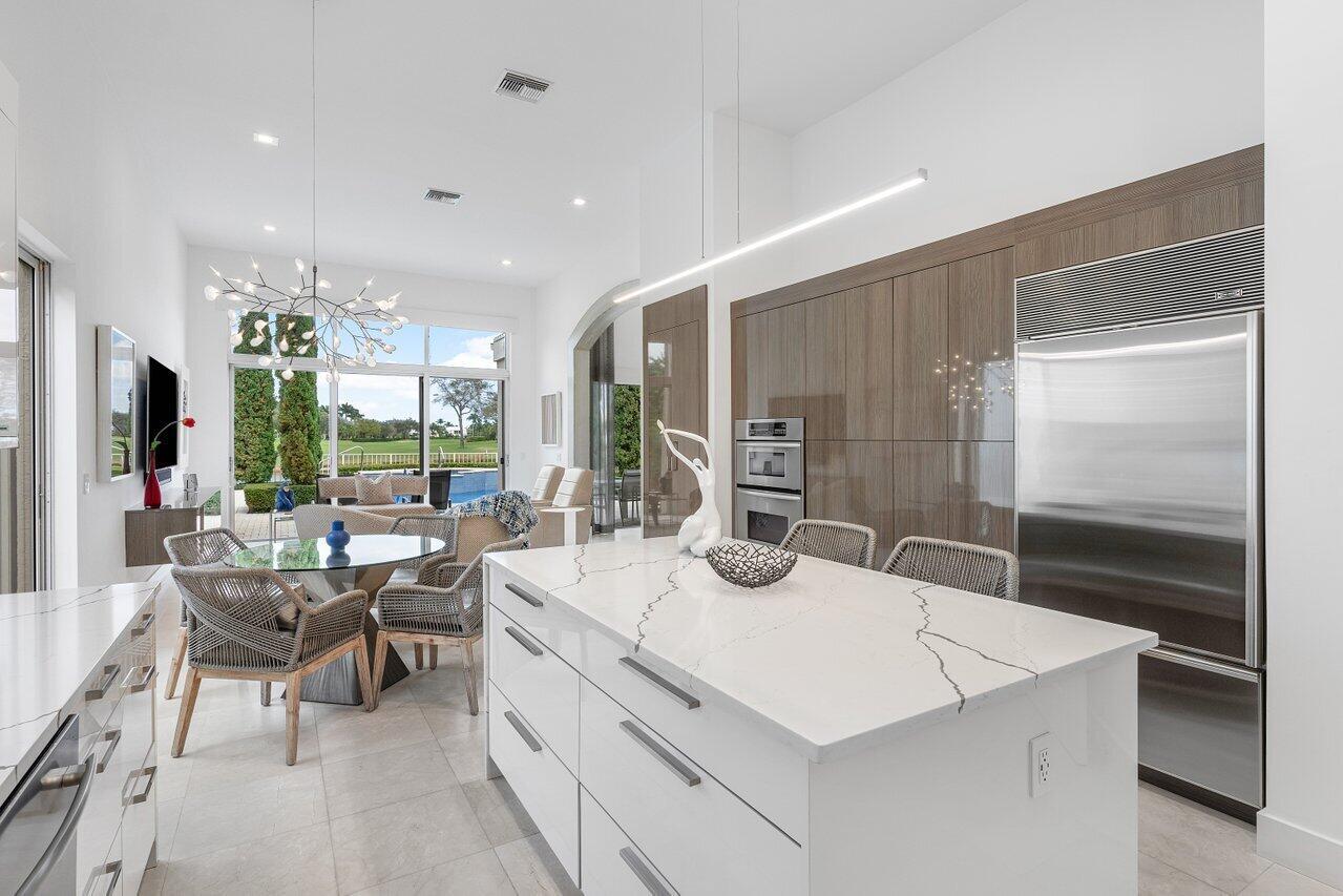 LAKES OF SUTTON PLACE / P - Residential