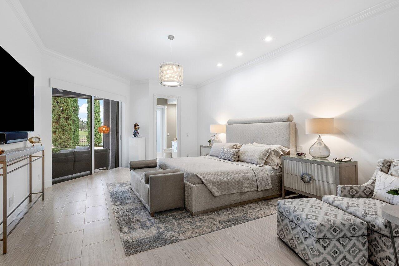 LAKES OF SUTTON PLACE / P - Residential