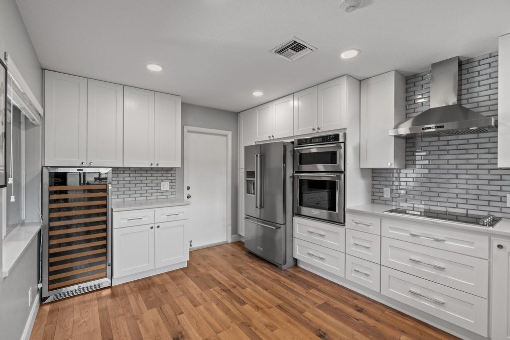 Photo of 10479 S Mateo Court, Boca Raton, FL 33498 (MLS # R11101333)