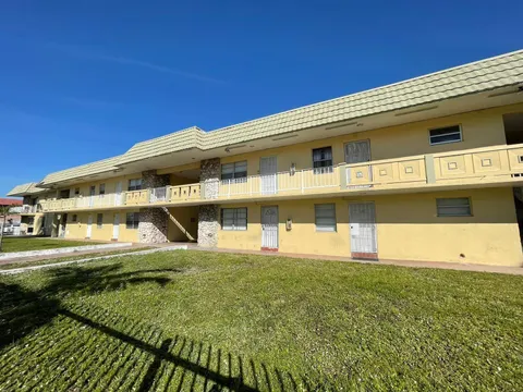 505 NW 177th St Unit 104, Miami, FL 33169 - MLS#: F10490038