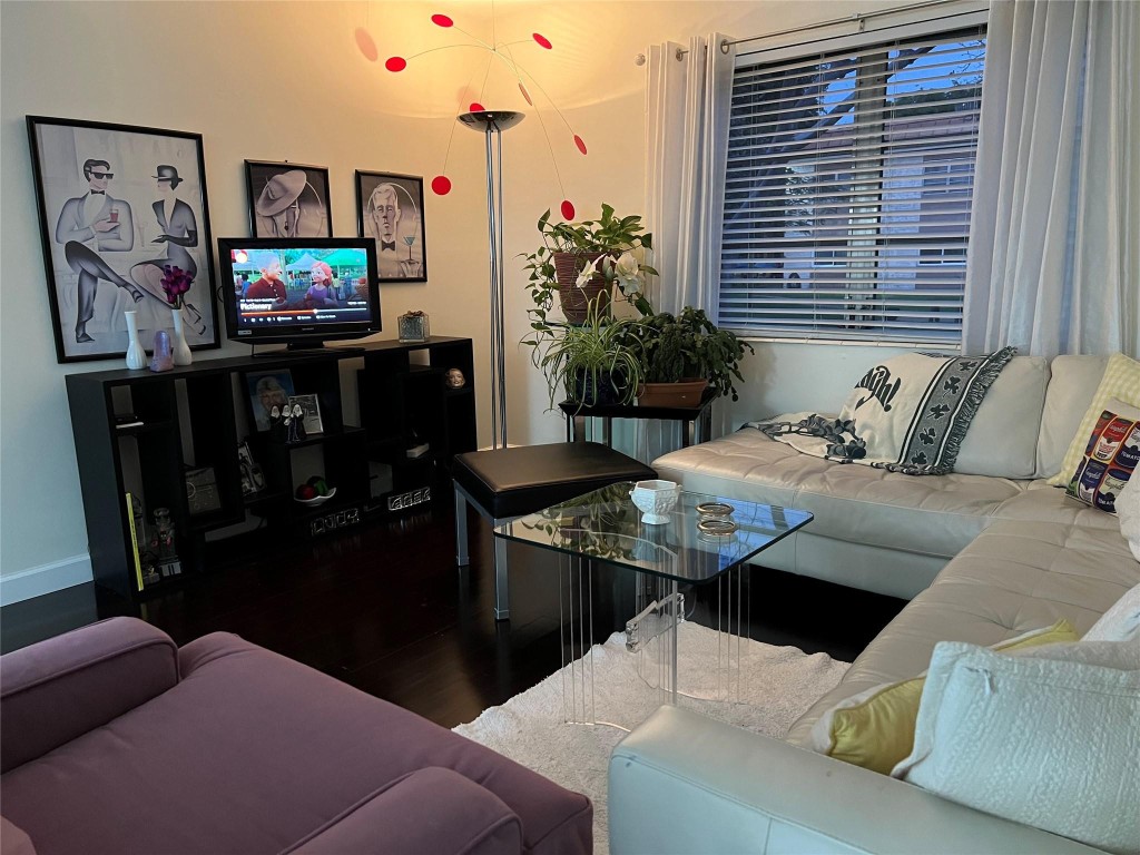 MANOR GROVE VILLAGE ONE - Residential