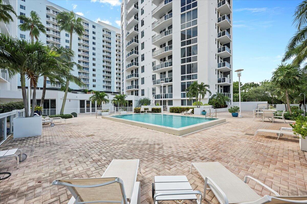 VILLA LOFTS CONDO - Residential