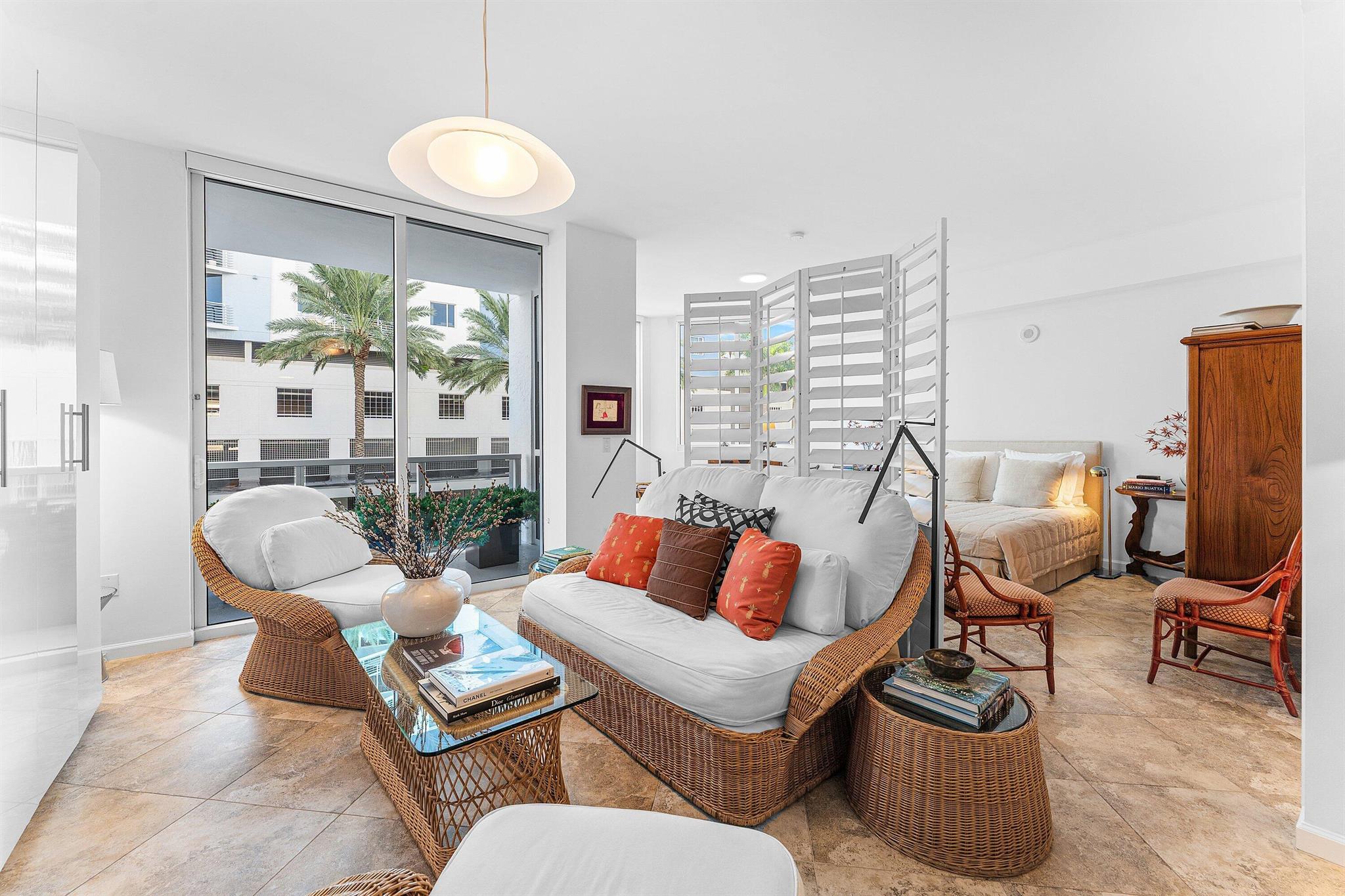 VILLA LOFTS CONDO - Residential