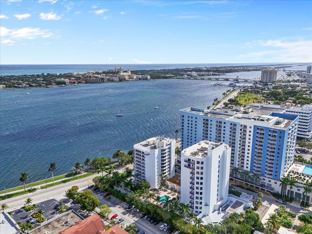 VILLA LOFTS CONDO - Residential