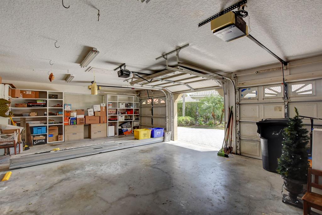 Polo West Estates (formerly Greenvew Cove) - Residential