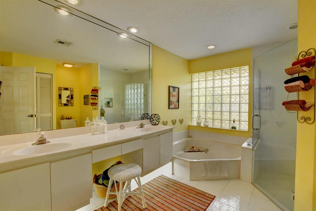 Polo West Estates (formerly Greenvew Cove) - Residential