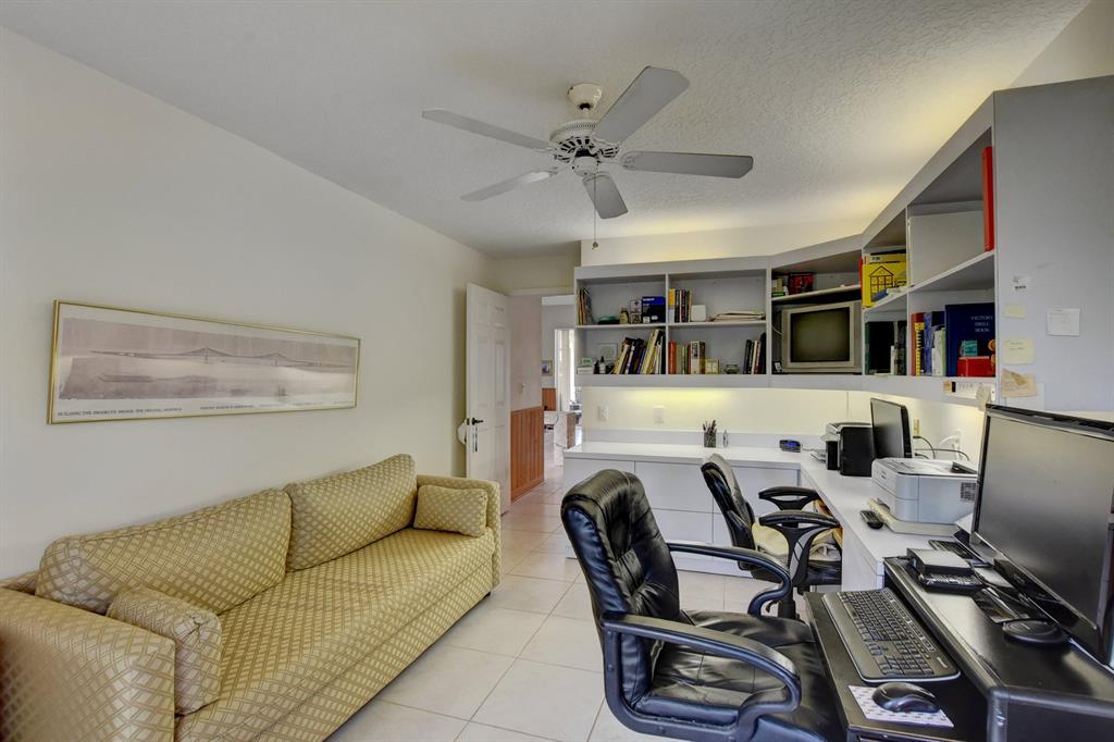 Polo West Estates (formerly Greenvew Cove) - Residential