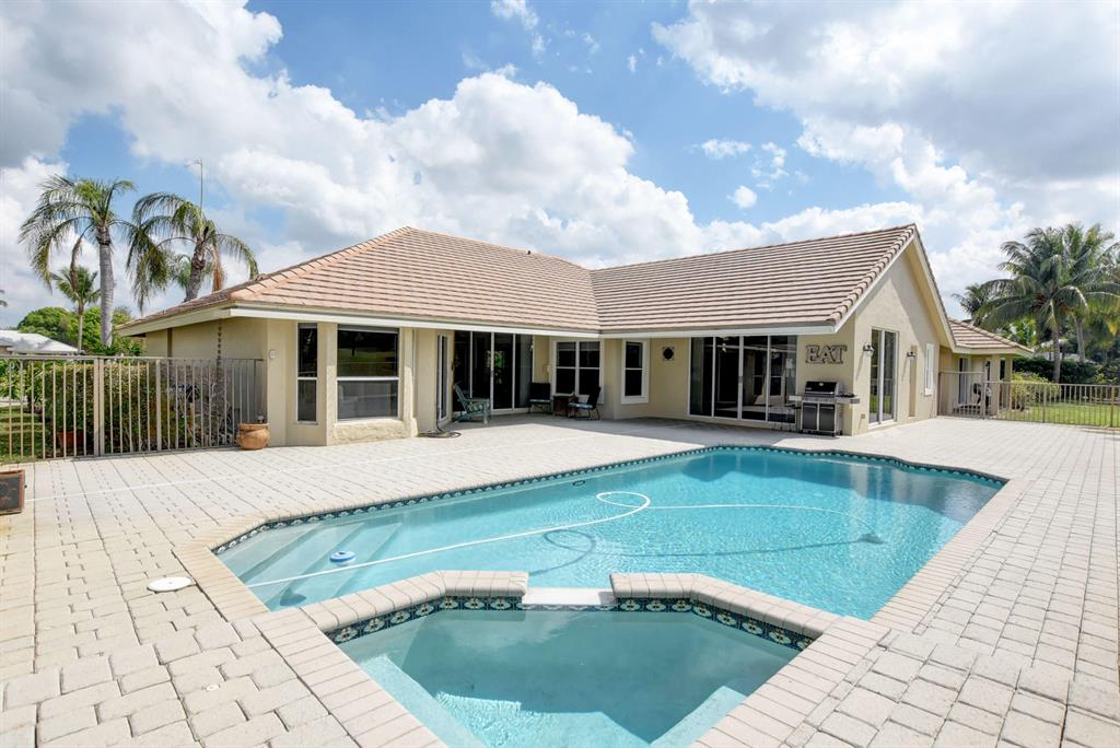 Polo West Estates (formerly Greenvew Cove) - Residential