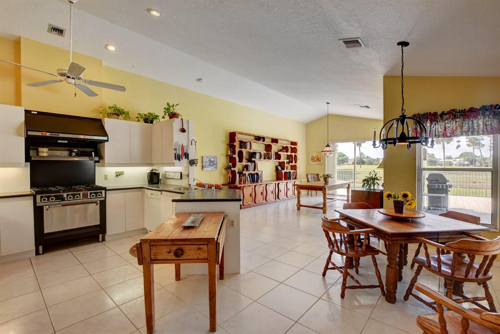 Polo West Estates (formerly Greenvew Cove) - Residential