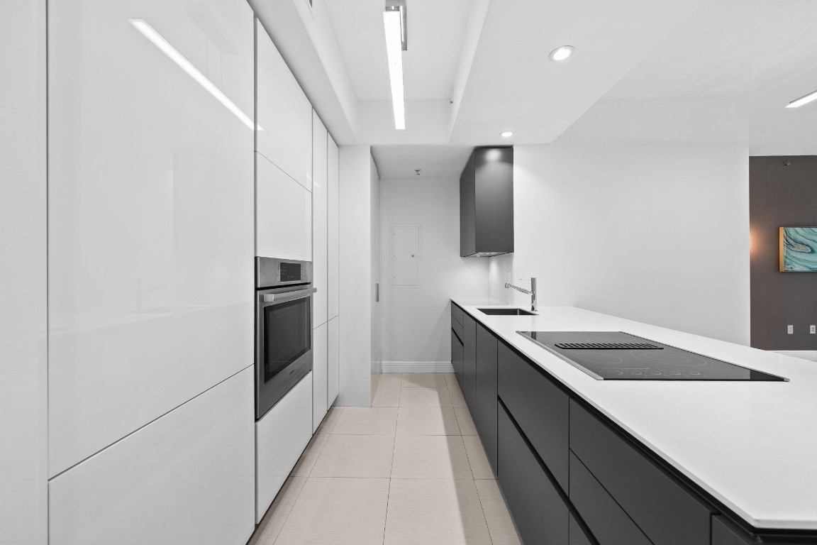 347 N New River Drive 205