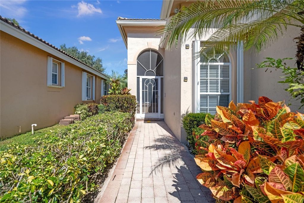 Photo of 6723 Via Roma, Delray Beach, FL 33446 (MLS # F10534018)