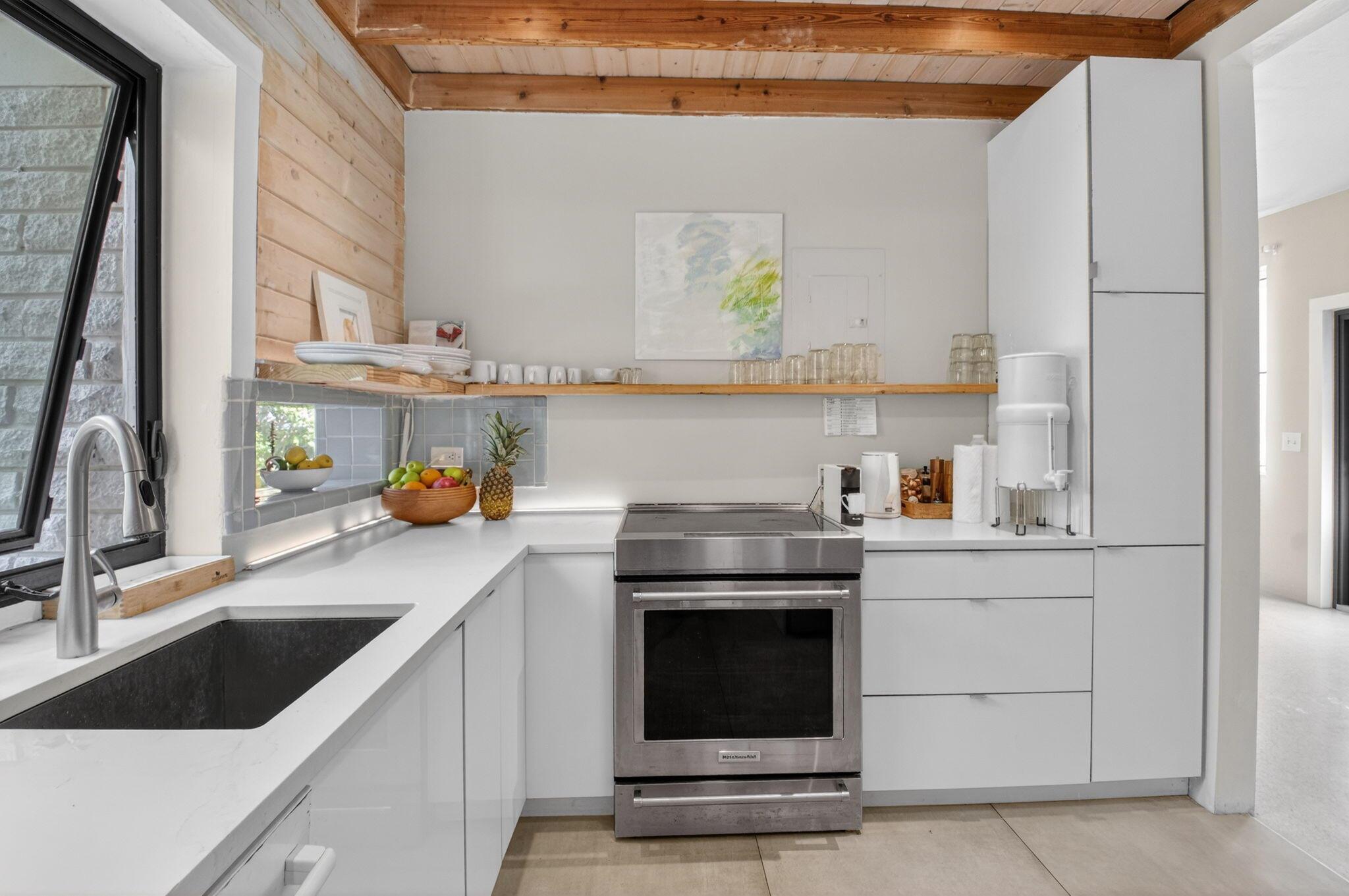 NORTHRIDGE - Residential